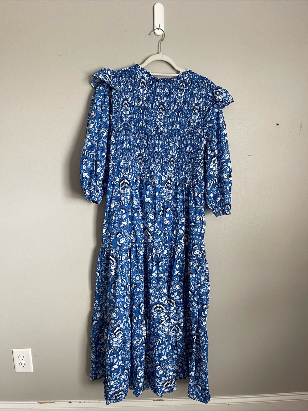 SUGARLIPS Blue Floral Smocked V-Neck Maxi Dress Sz 2X - Picture 7 of 9